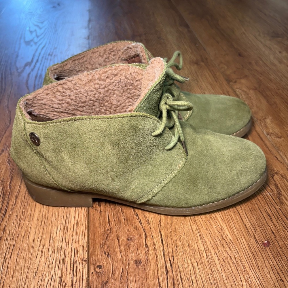 Eddie Bauer Valerie Olive Green Suede Faux Fur Lined Chukka Boots Womens 7.5 M